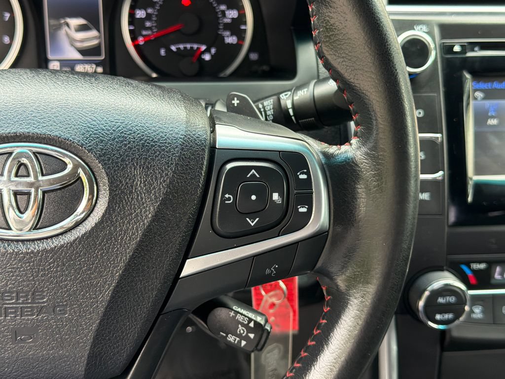 Used 2015 Toyota Camry XSE w/ Moonroof Package FWD image 21