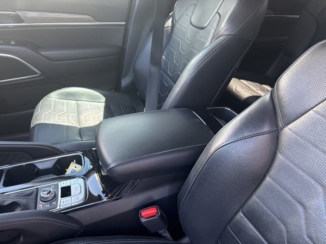 Used 2021 Kia Telluride SX w/ SX Prestige Package AWD/4WD image 16