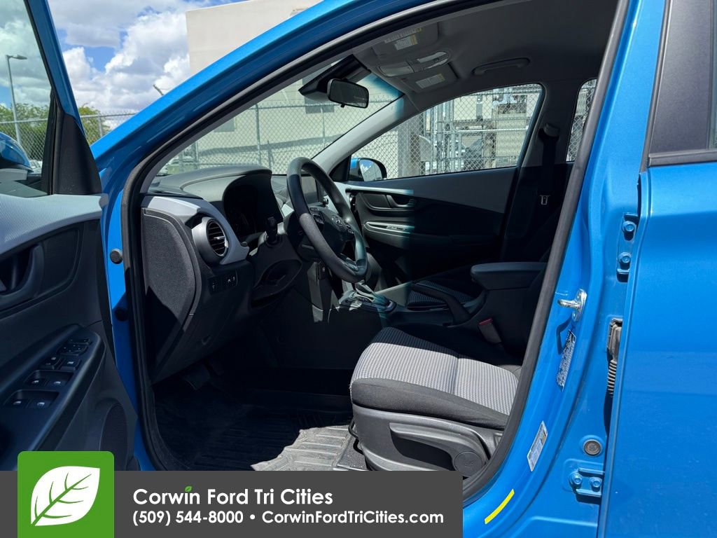 Used 2019 Hyundai Kona SE AWD/4WD image 2