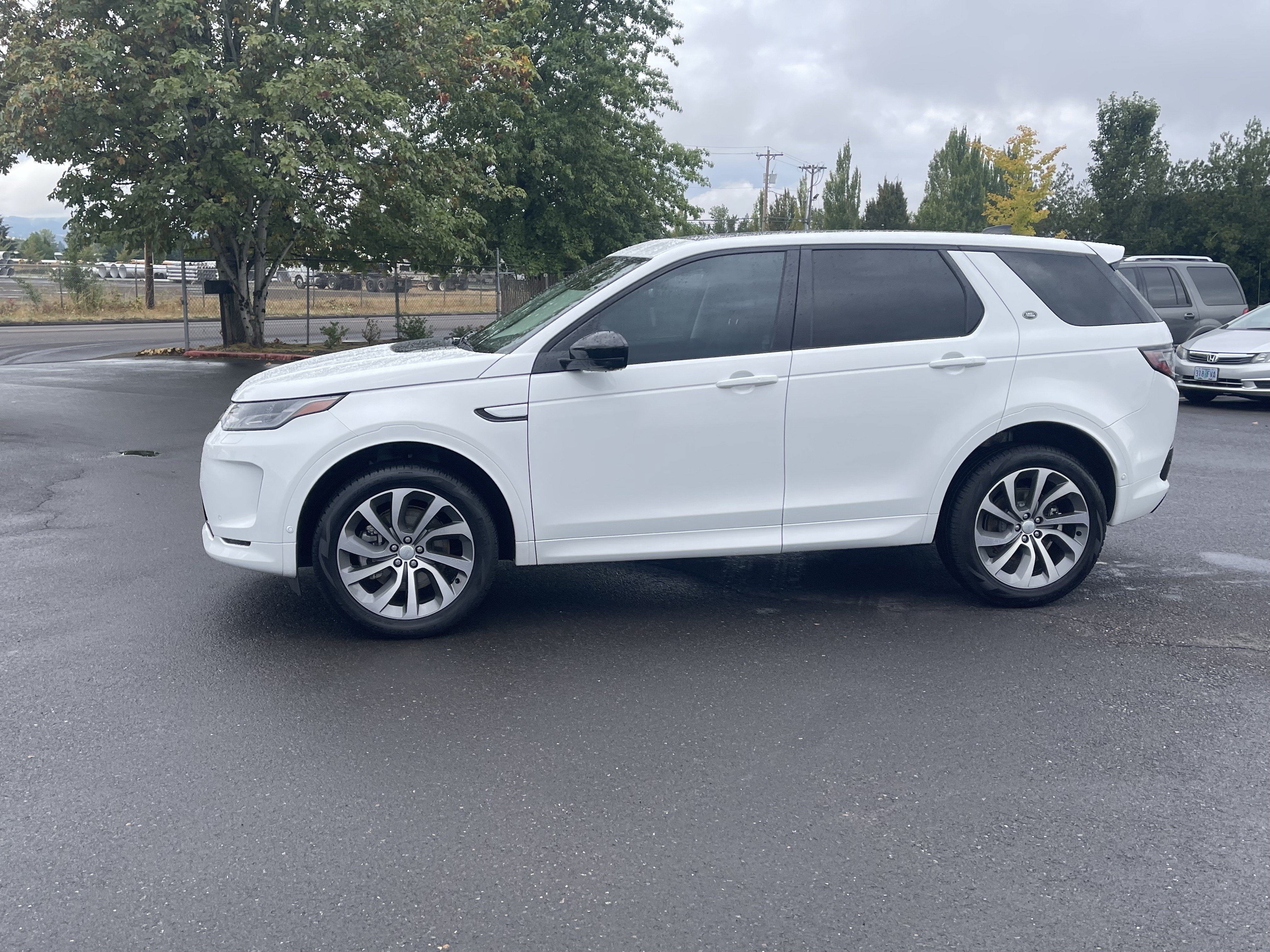 Used 2025 Land Rover Discovery Sport S AWD/4WD image 2