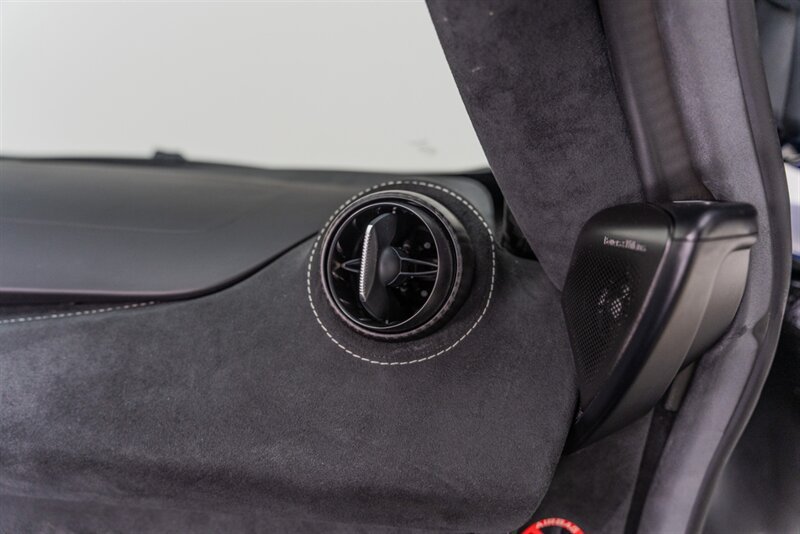 Used 2024 McLaren 750S Spider RWD image 66