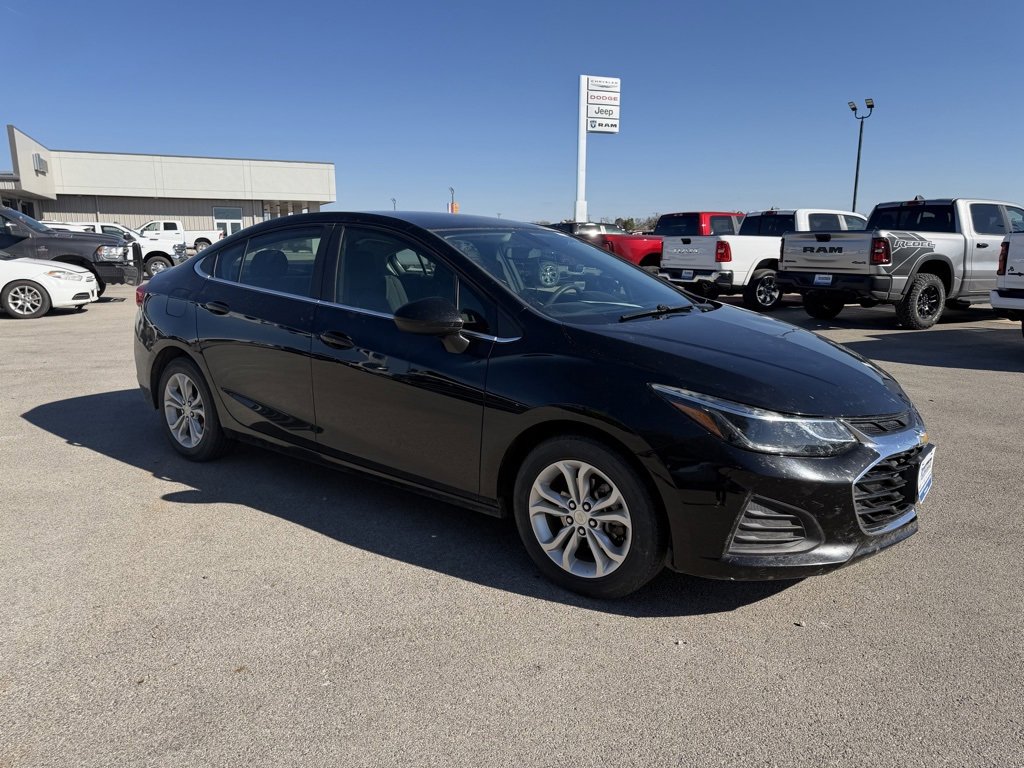 Used 2019 Chevrolet Cruze LT w/ LT Fleet Convenience Package image 7