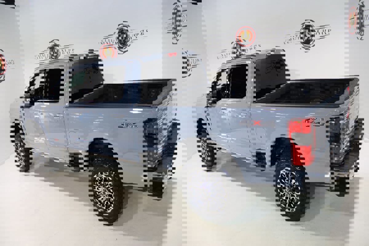 Used 2026 Ford F250 Platinum w/ Platinum Plus Package image 11