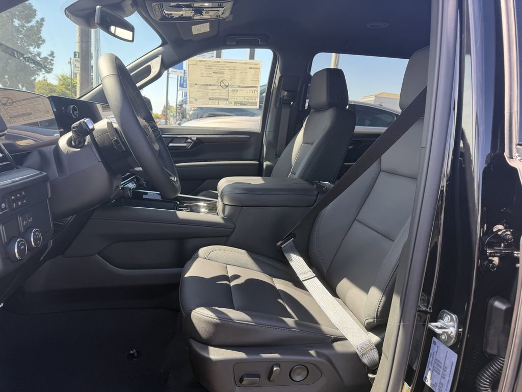 New 2026 Chevrolet Suburban LT w/ Comfort Package image 6