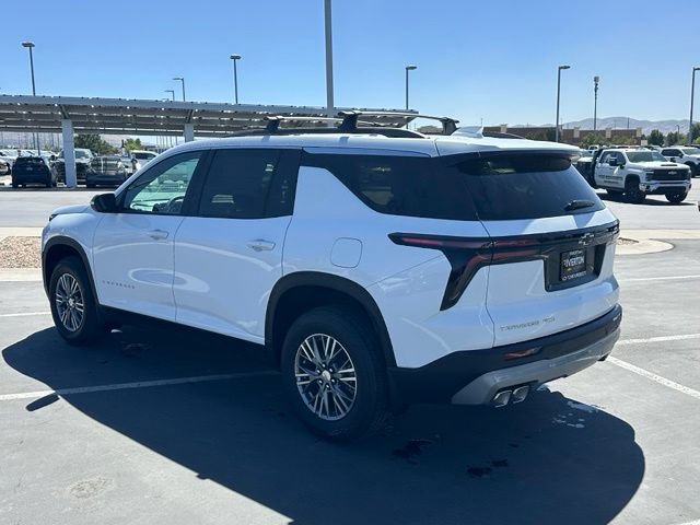 New 2026 Chevrolet Traverse LT w/ LPO, Floor Liner Package AWD/4WD image 3