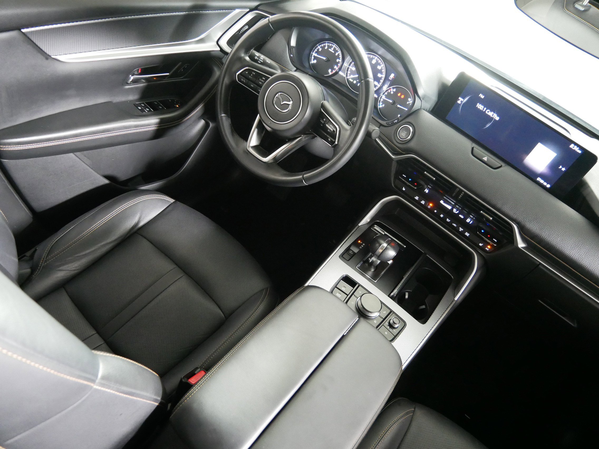 Certified 2025 MAZDA CX-70 3.3 Turbo w/ Preferred Package image 9