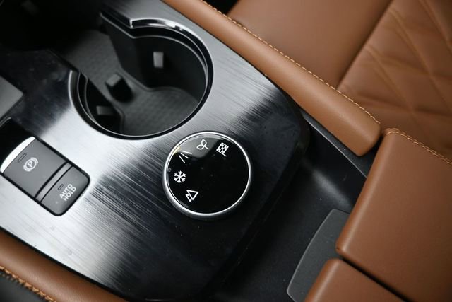 New 2026 Nissan Rogue Platinum AWD/4WD image 4
