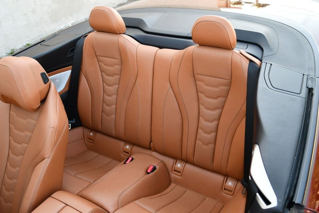 Used 2022 BMW 840i Convertible RWD image 16