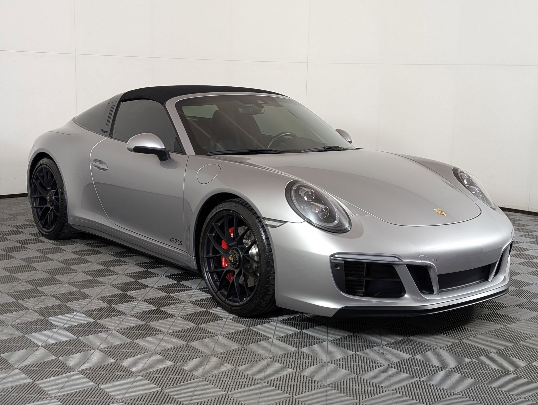 Used 2019 Porsche 911 Targa 4 GTS AWD/4WD image 8