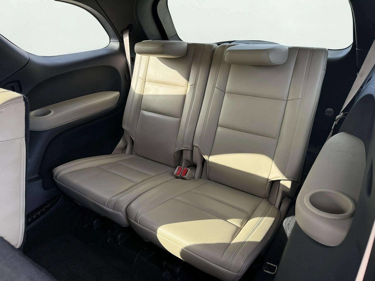 Used 2014 Dodge Durango Limited w/ Nav & Power Liftgate Group image 12