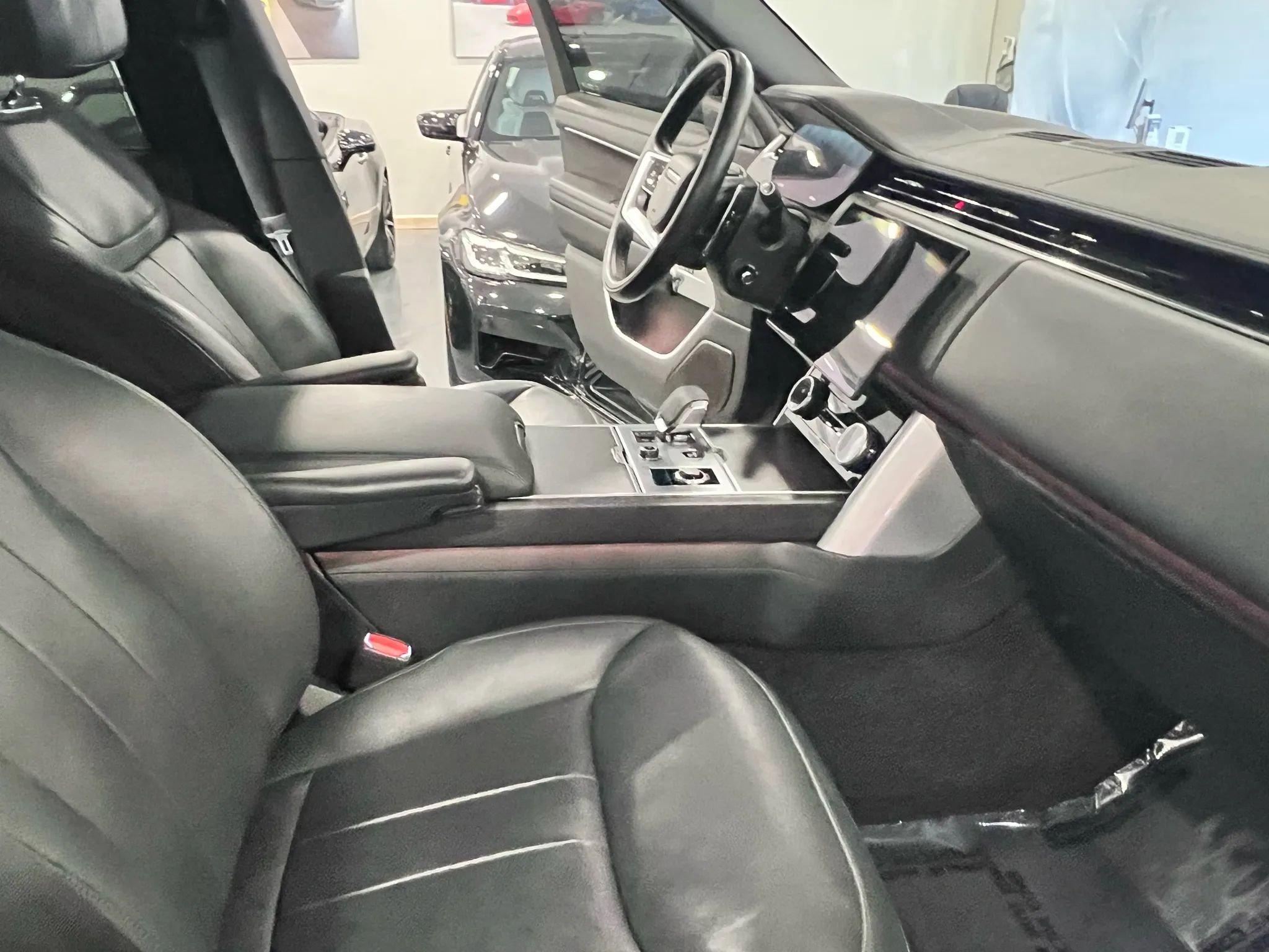 Used 2023 Land Rover Range Rover Long Wheelbase Autobiography image 32