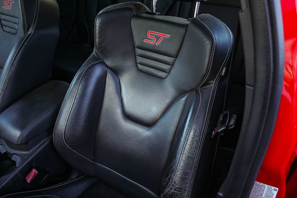 Used 2013 Ford Focus ST FWD image 29