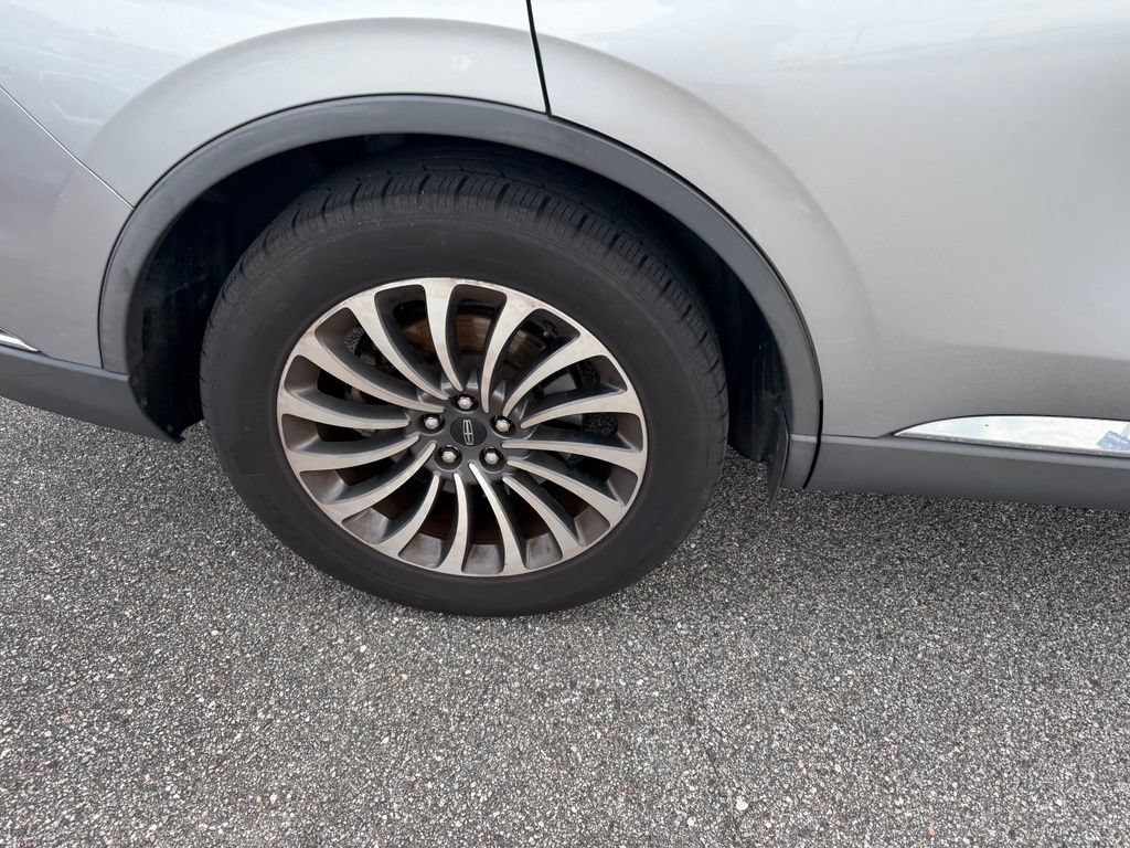 Used 2020 Lincoln Aviator Reserve w/ Elements Package Plus RWD image 4