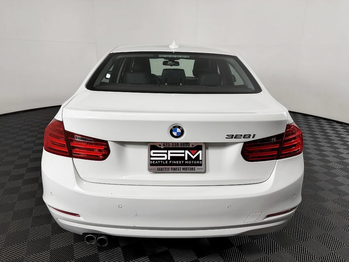 Used 2015 BMW 328i Sedan RWD image 10