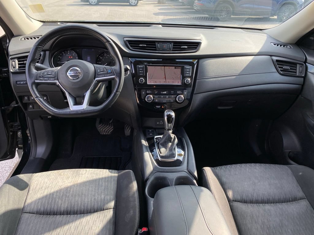 Used 2020 Nissan Rogue SV w/ Premium Package FWD image 28