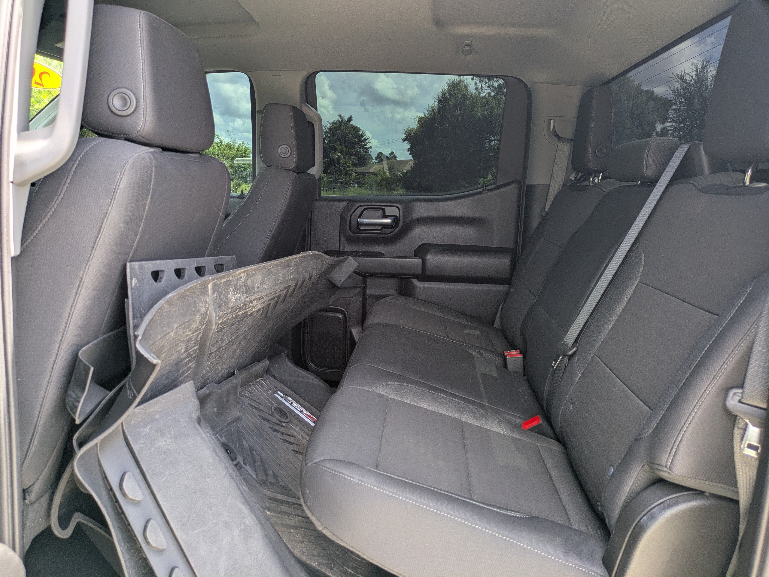 Used 2025 Chevrolet Silverado 1500 Custom Trail Boss w/ Turbomax Blackout Package AWD/4WD image 13