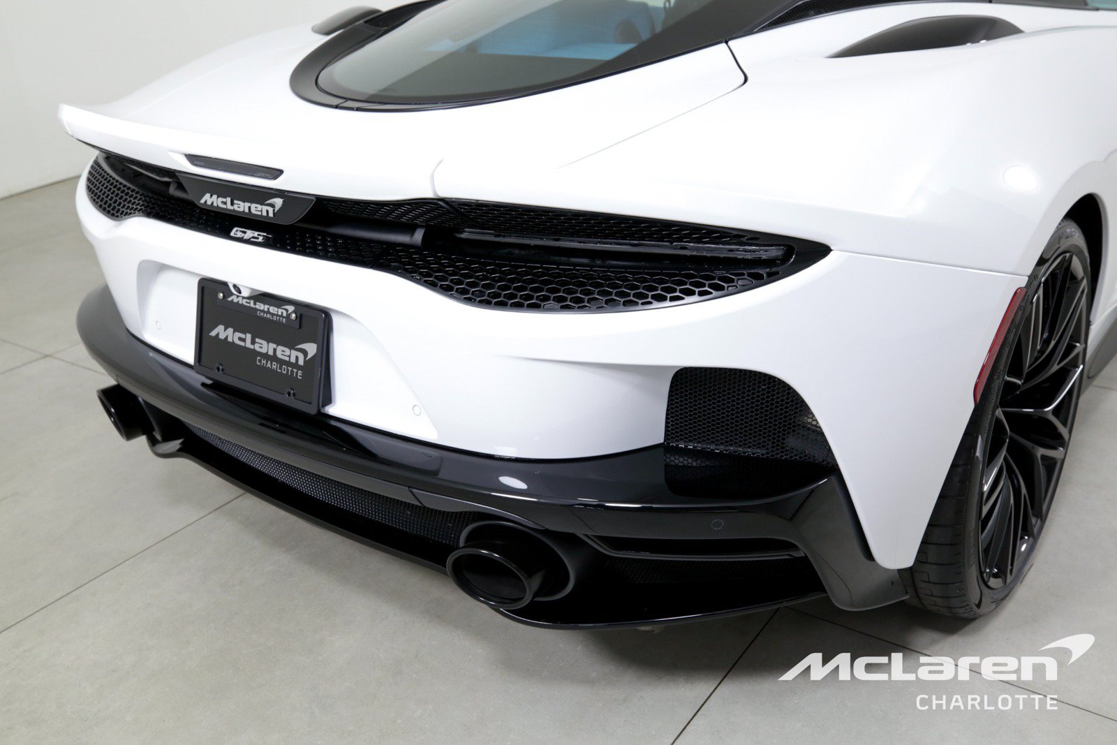 Used 2025 McLaren GTS RWD image 34