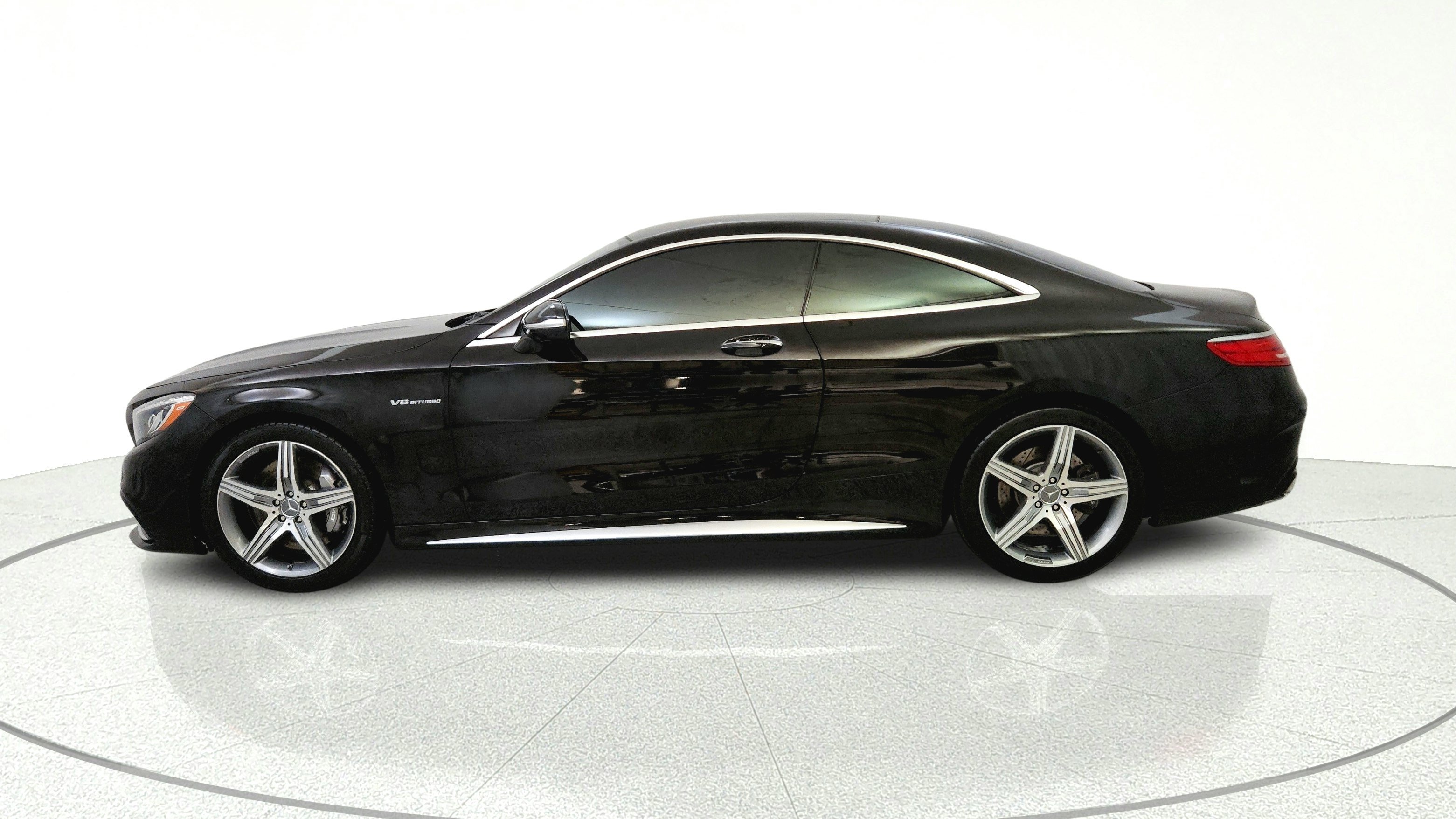 Used 2016 Mercedes-Benz S 63 AMG 4MATIC Coupe image 4