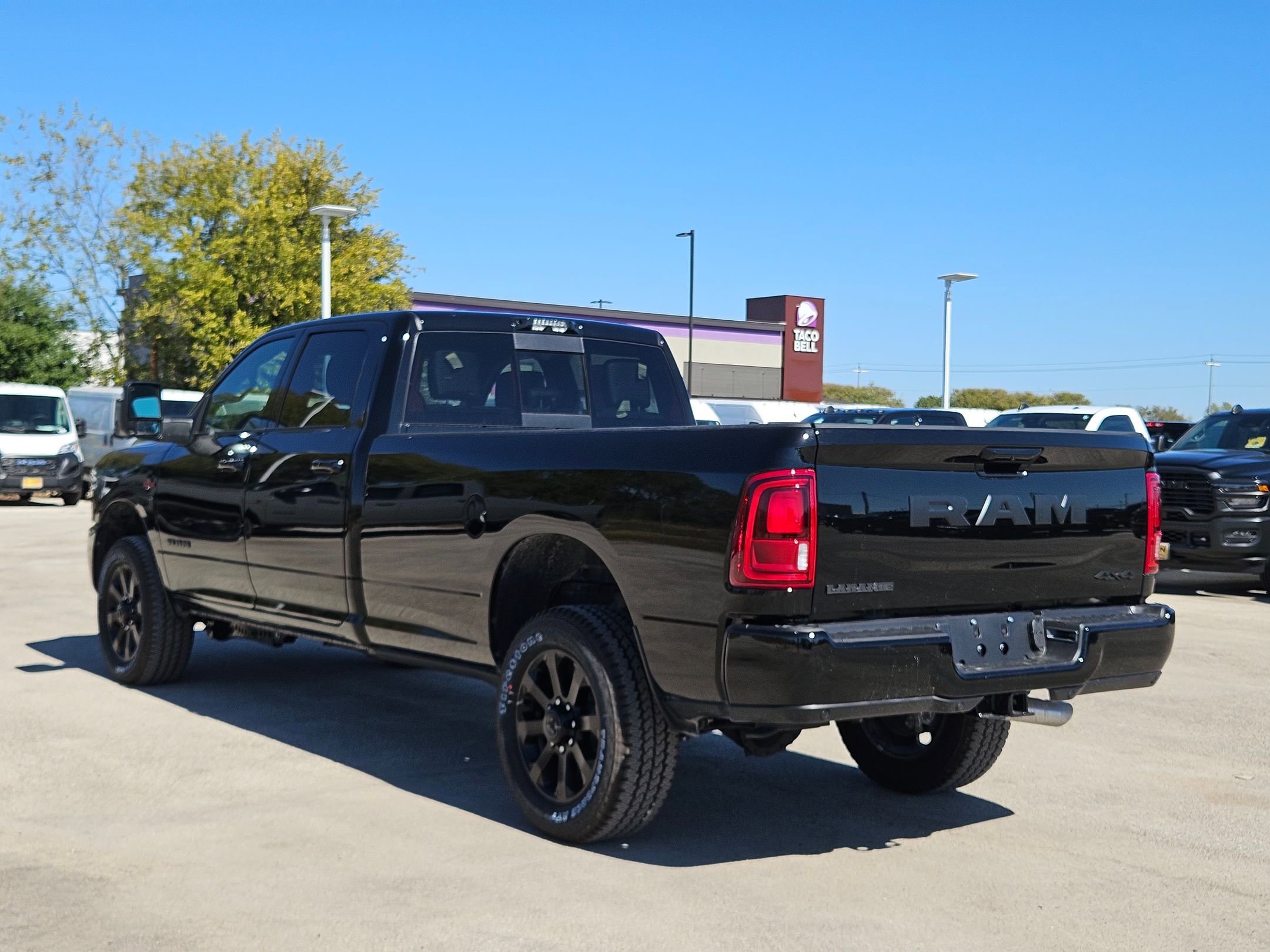 New 2026 RAM 2500 Laramie w/ Night Edition AWD/4WD image 5