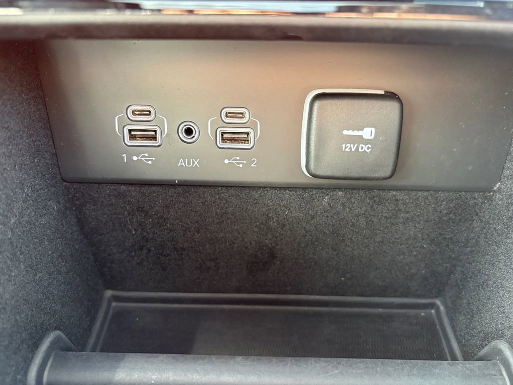 Used 2021 Jeep Grand Cherokee L Overland image 19