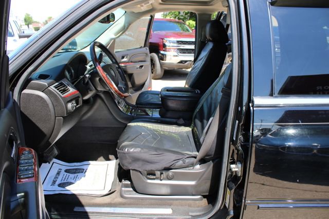 Used 2014 Cadillac Escalade Premium RWD image 14