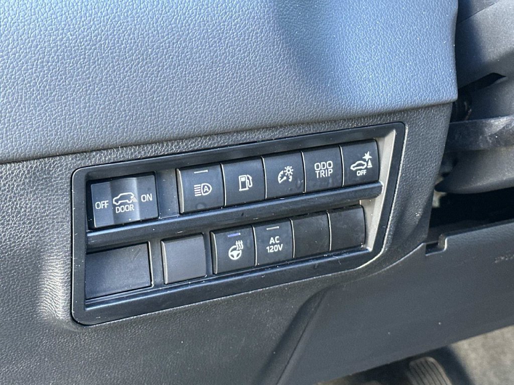 Used 2023 Toyota Sequoia Limited w/ Tow Technology Package AWD/4WD image 28