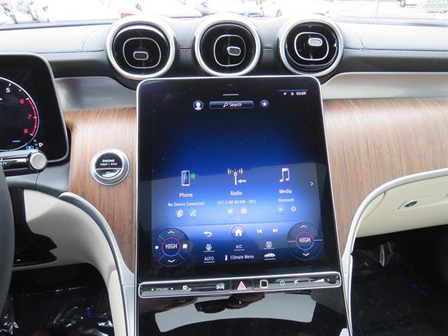 Used 2024 Mercedes-Benz GLC 300 4MATIC image 12