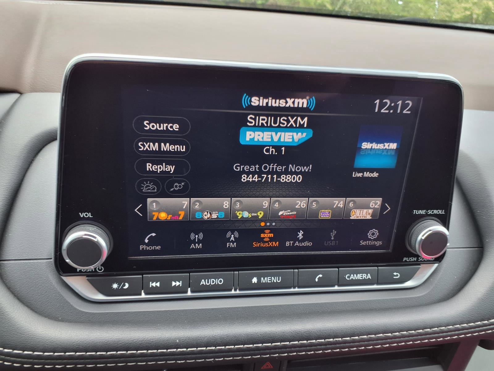 Used 2023 Nissan Rogue S image 5