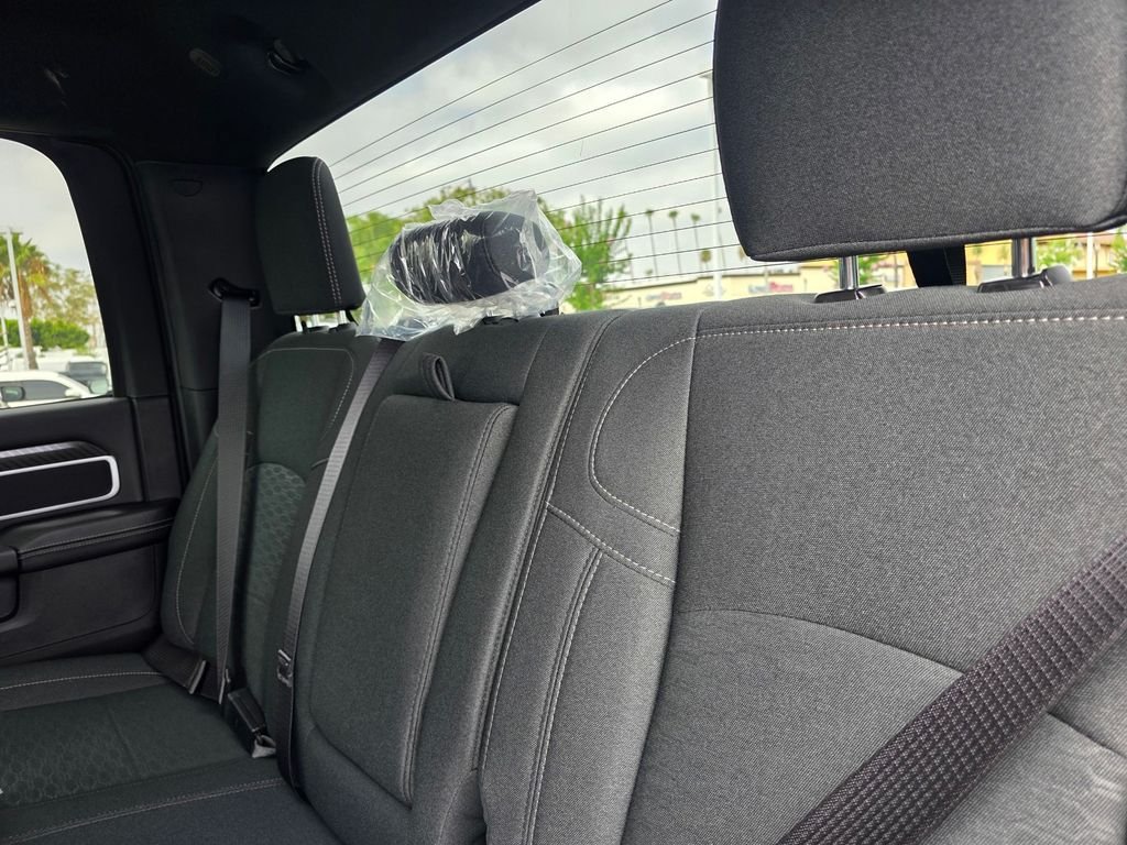 New 2026 RAM 3500 Big Horn AWD/4WD image 9