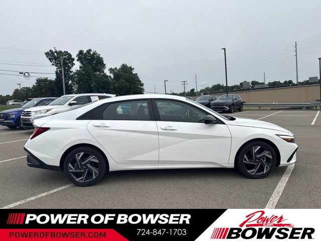 Used 2025 Hyundai Elantra SEL w/ Cargo Package FWD image 8