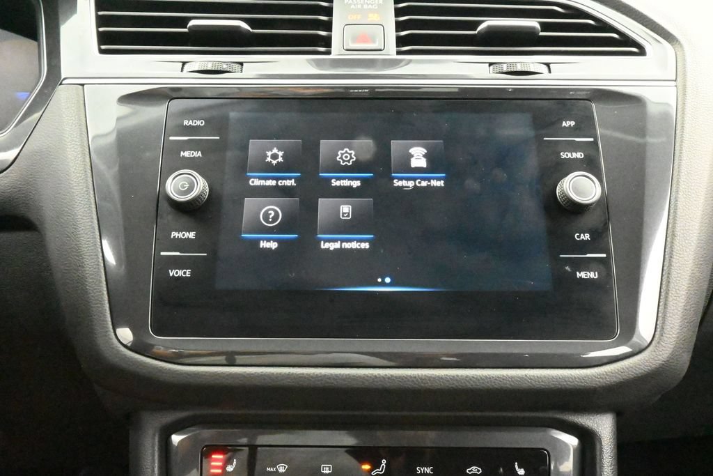 Used 2024 Volkswagen Tiguan SE FWD image 24