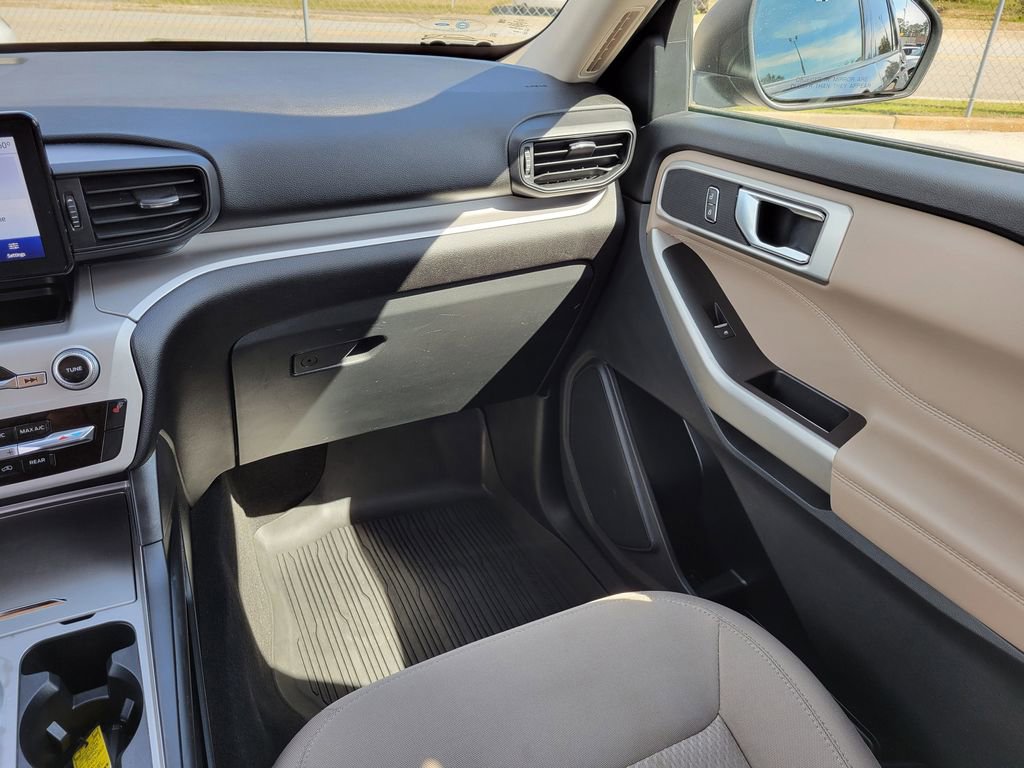 Certified 2022 Ford Explorer XLT image 22