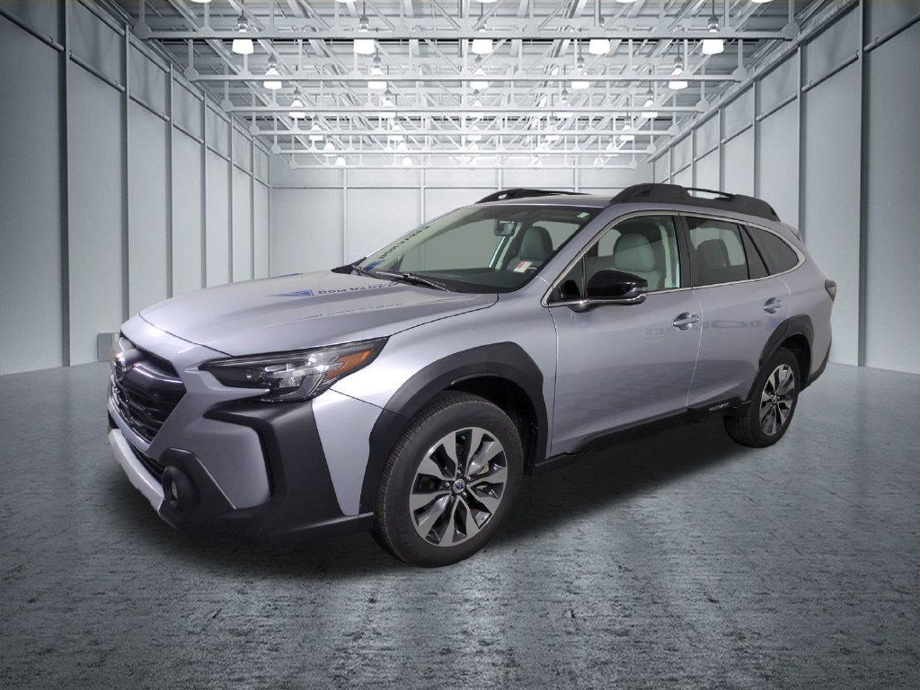 Used 2025 Subaru Outback Limited AWD/4WD image 1