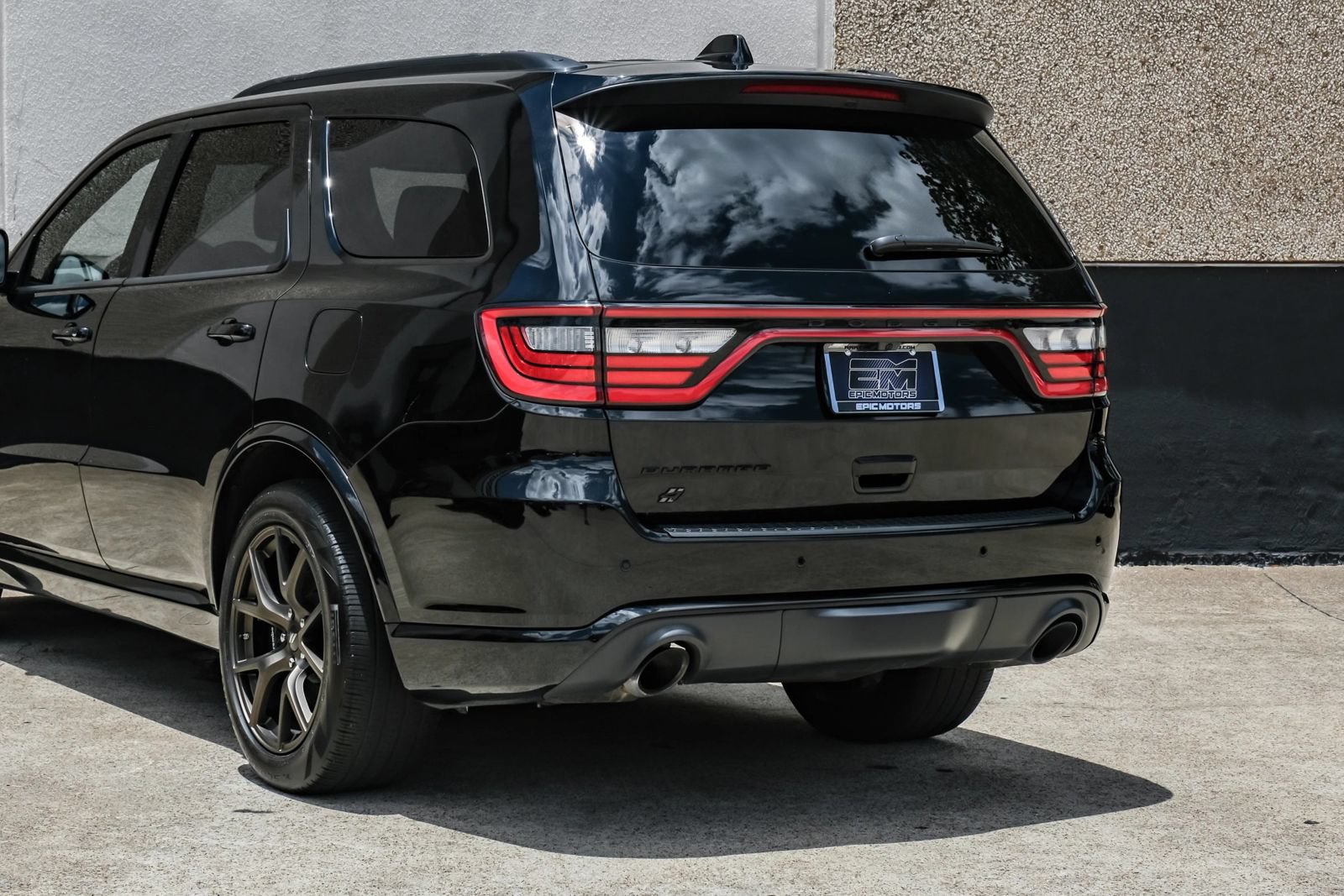 Used 2025 Dodge Durango R/T AWD/4WD image 14