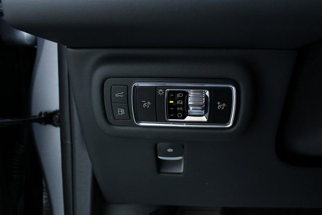 New 2026 Lincoln Nautilus Premier image 31