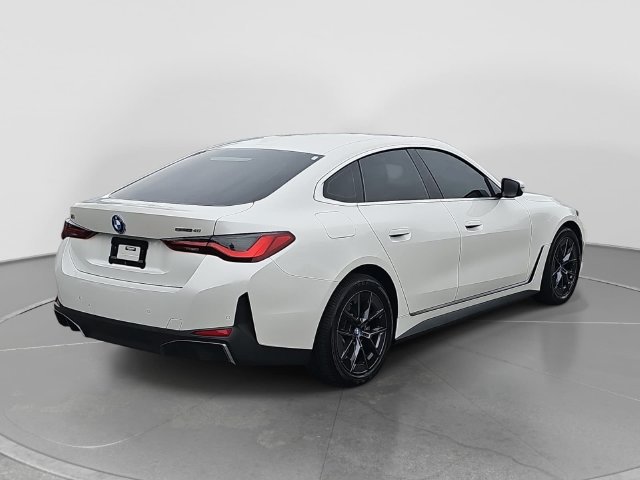 Used 2022 BMW i4 eDrive40 w/ Premium Package RWD image 3