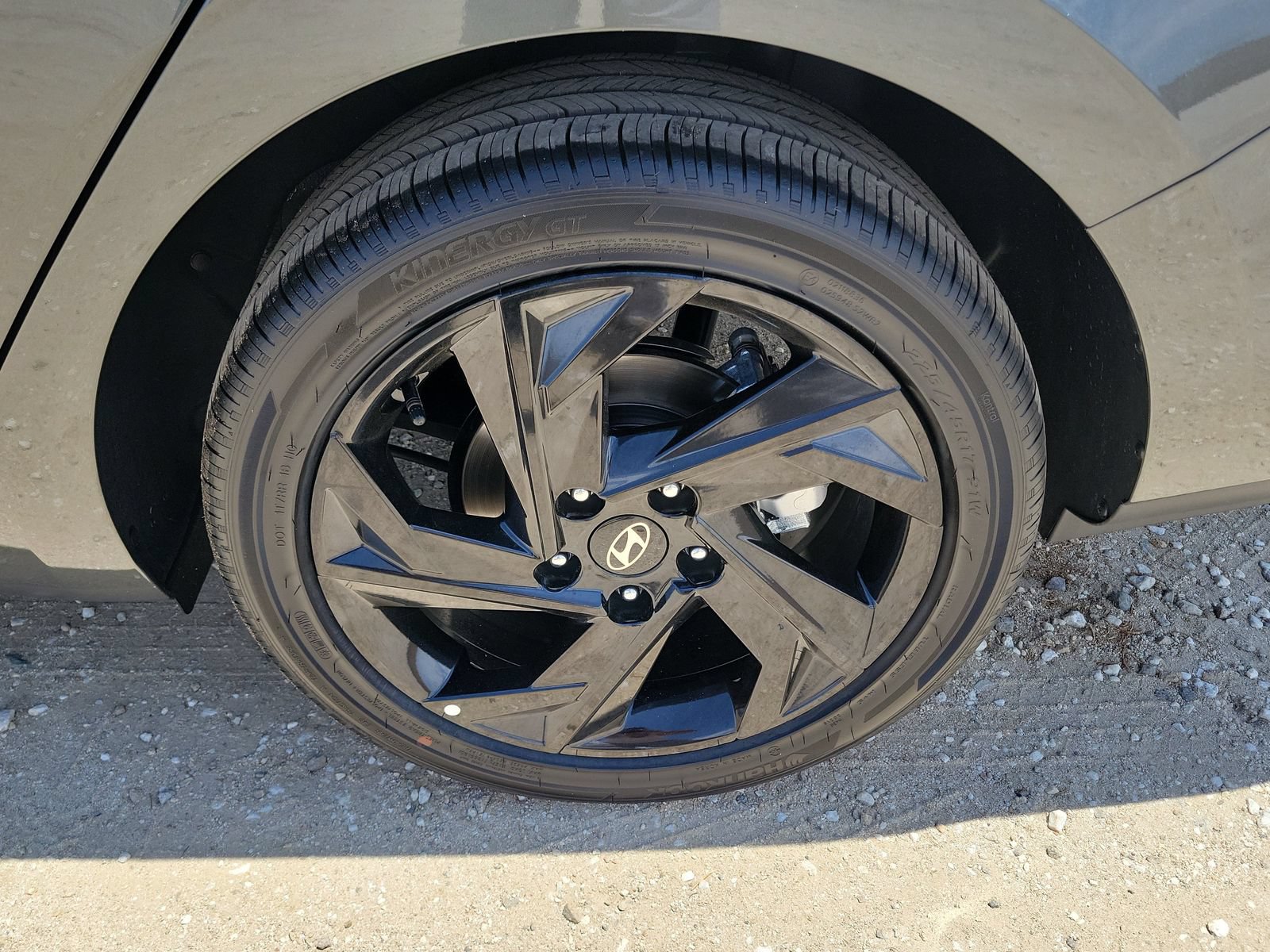 New 2026 Hyundai Elantra Sport FWD image 22