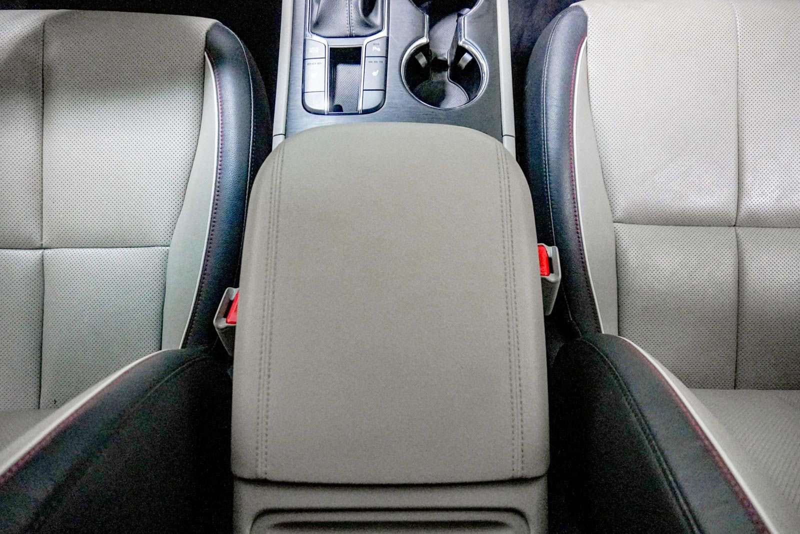 Used 2019 Kia Sedona EX FWD image 27