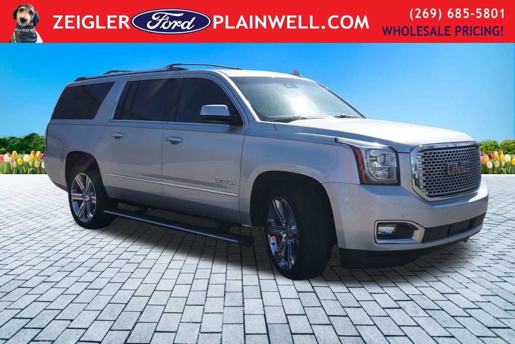 Used 2017 GMC Yukon XL Denali w/ Open Road Package AWD/4WD image 7