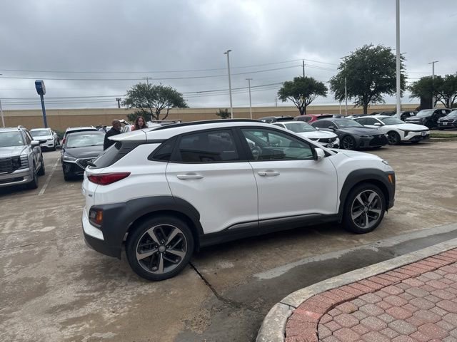 Used 2021 Hyundai Kona Limited w/ Cargo Package FWD image 10