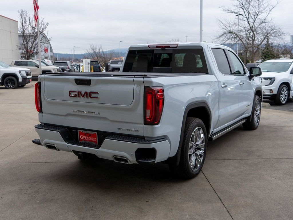 Used 2026 GMC Sierra 1500 Denali AWD/4WD image 7