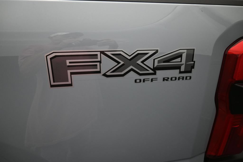 New 2026 Ford F250 Lariat w/ Black Appearance Package AWD/4WD image 23