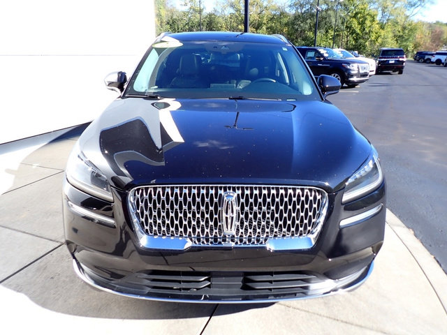 Certified 2022 Lincoln Corsair AWD w/ Premium Package image 9