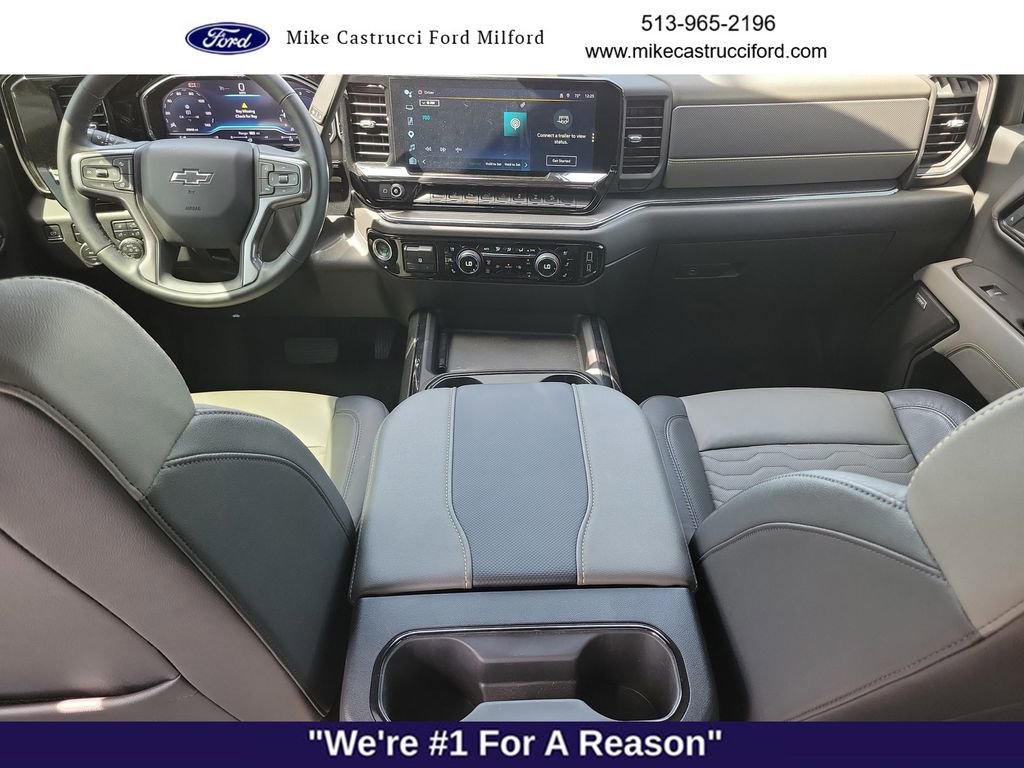 Used 2025 Chevrolet Silverado 2500 ZR2 w/ Technology Package AWD/4WD image 9