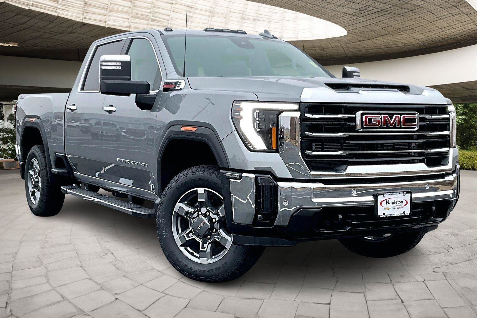New 2026 GMC Sierra 2500 SLT w/ SLT Premium Package AWD/4WD image 2