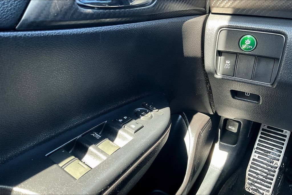Used 2016 Honda Accord Sport image 14