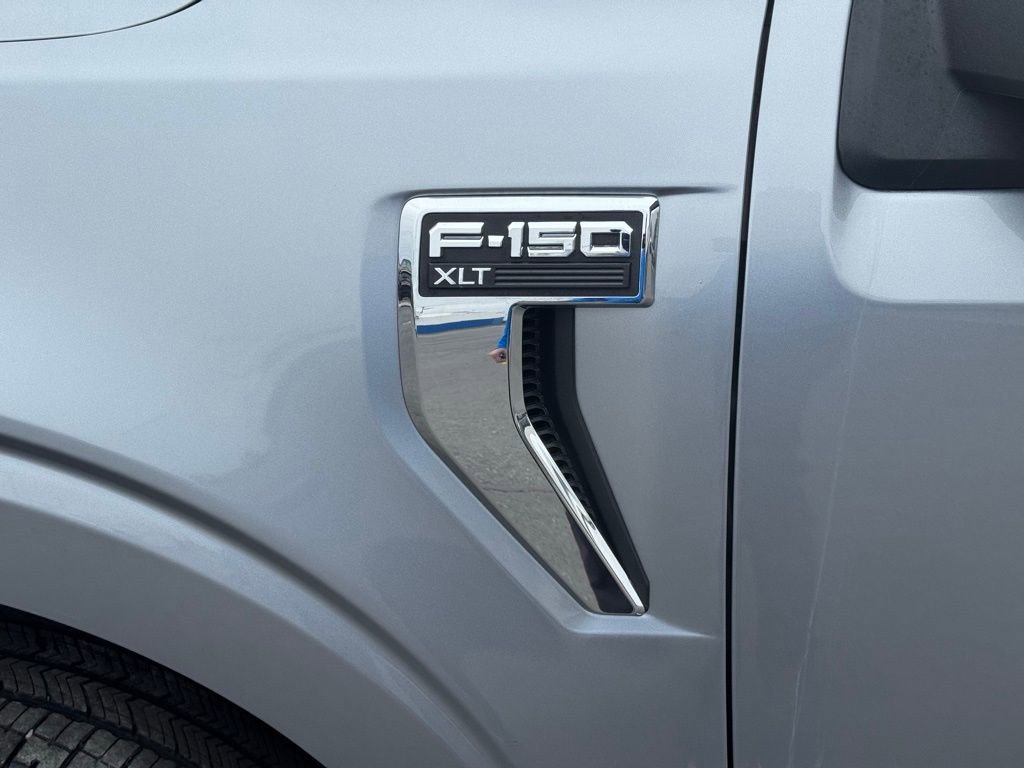 Used 2025 Ford F150 XLT w/ Equipment Group 301A Standard image 14