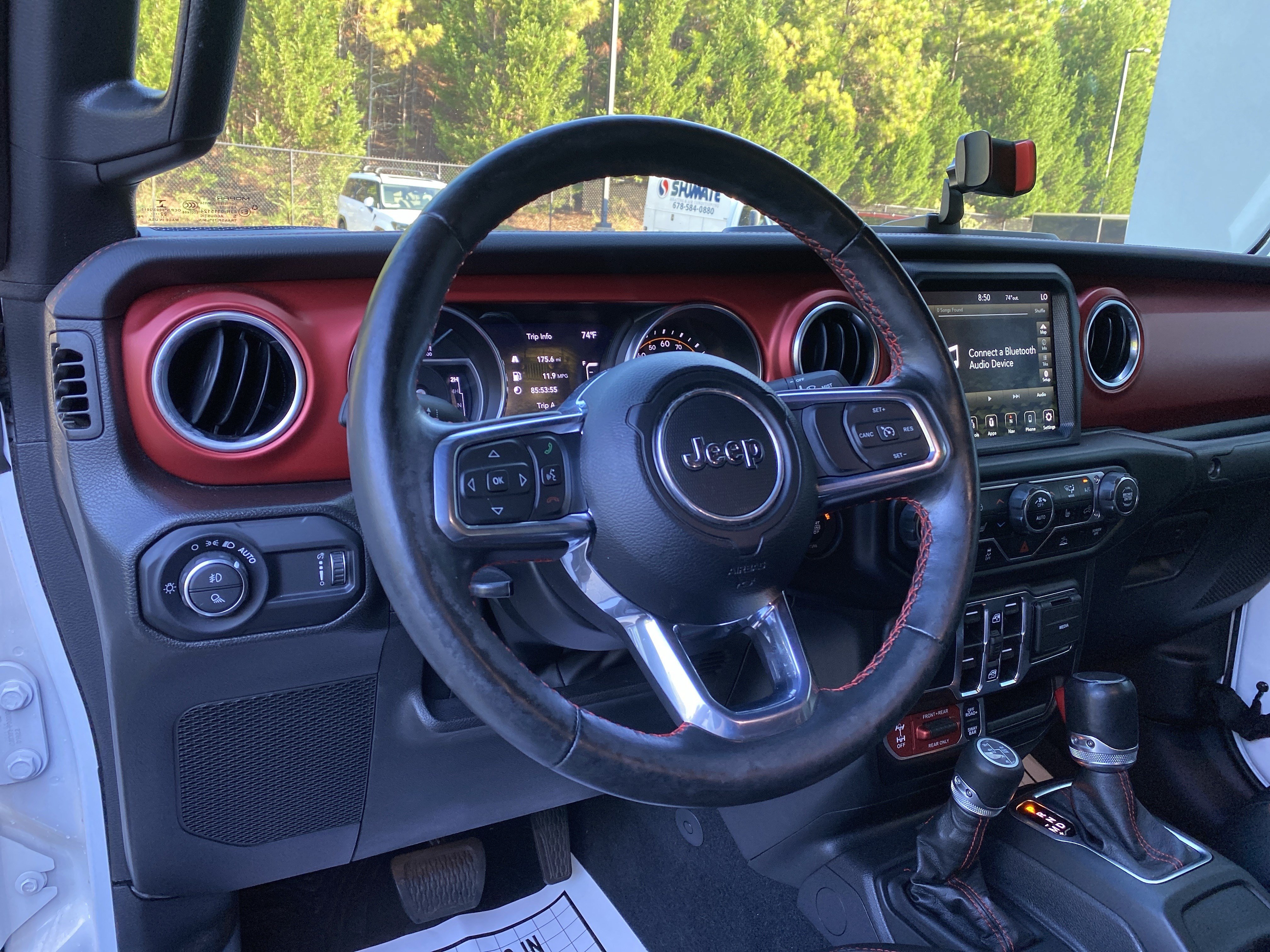 Used 2023 Jeep Gladiator Rubicon w/ LED Lighting Group AWD/4WD image 17
