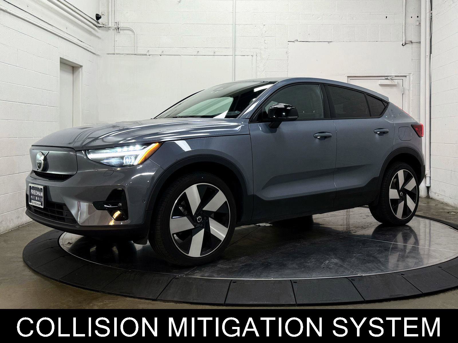 Used 2023 Volvo C40 P8 Recharge Ultimate image 4