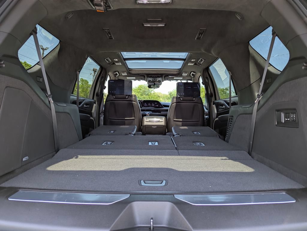 Used 2023 Cadillac Escalade V AWD/4WD image 56